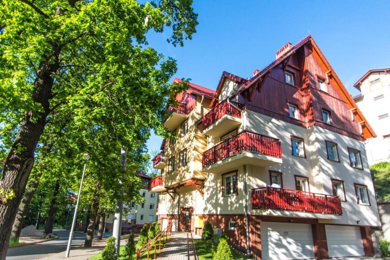 Apartamenty Hotelove Z Sauna Karpacz Exteriör bild